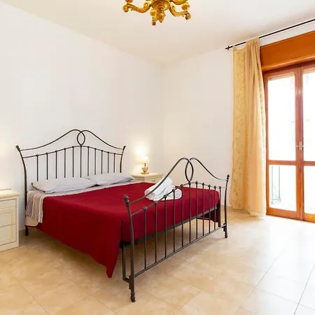 Apartament Paoli 95 *